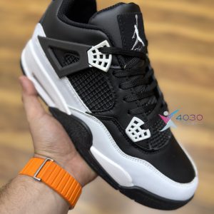 کتونی JORDAN FOUR جردن بزرگپا ( 7067 )