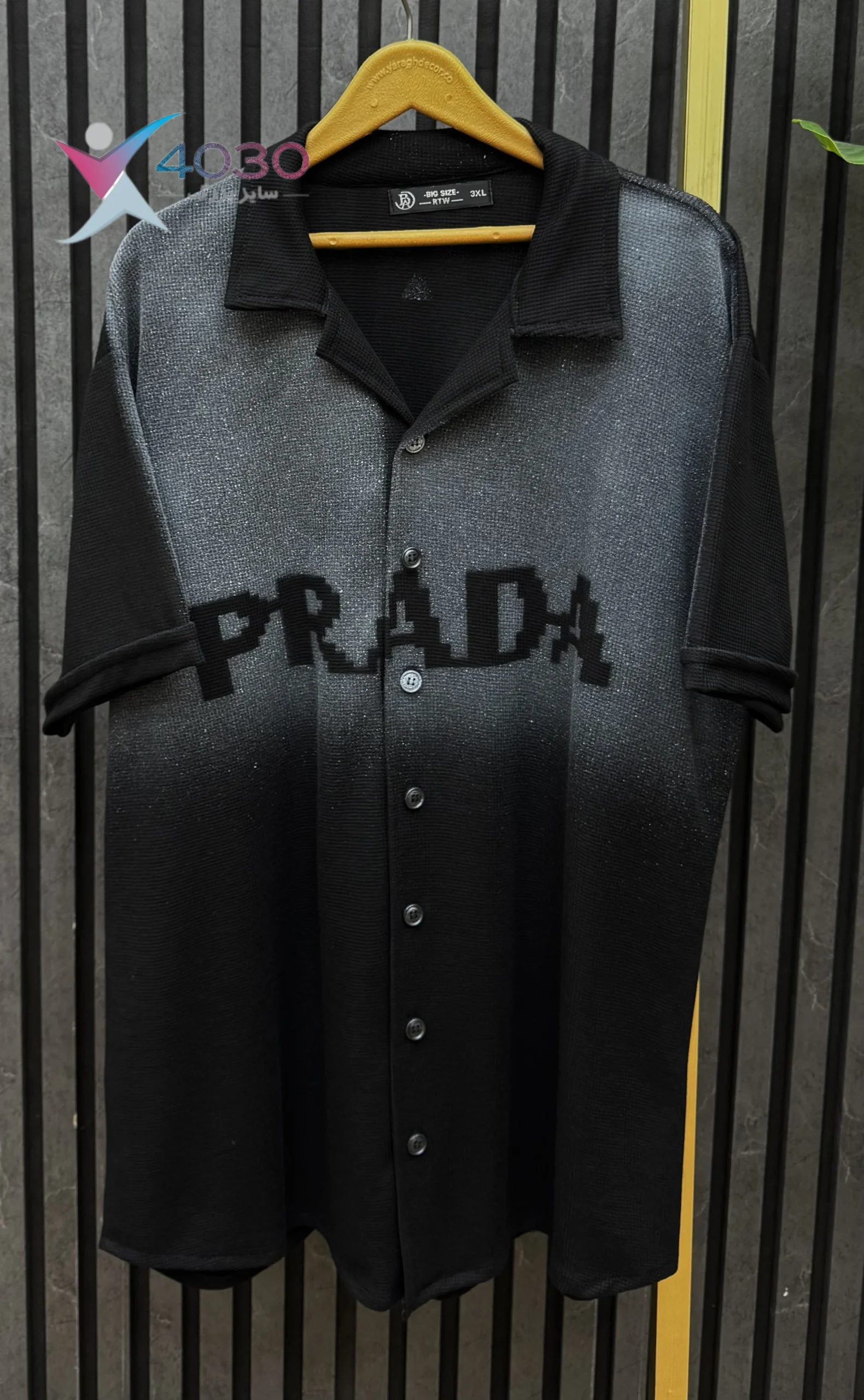 پیراهن یقه انگلیسی آستین کوتاه PRADA سایز بزرگ مردانه ( 2792 ) - Image 5